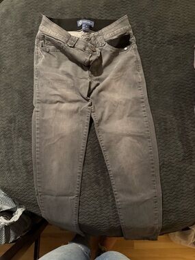 Democracy Black Slim Jeans with Dark Gray Stitching